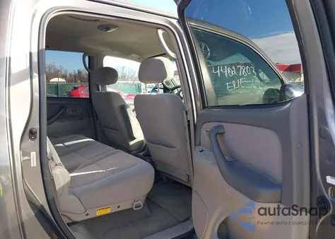 2004 Toyota Tundra Sr5 V8 z USA, uszkodzony, nr VIN 5TBET34154S453169